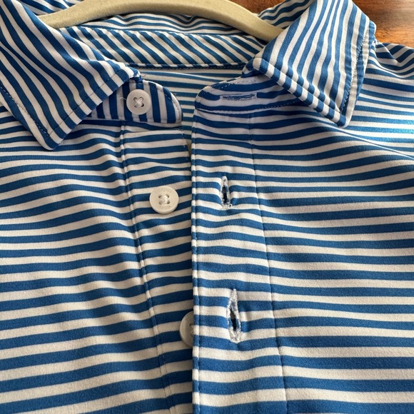 Vineyard Vines Performance Polo‎. Size XL. In Good condition. - Picture 2 of 4